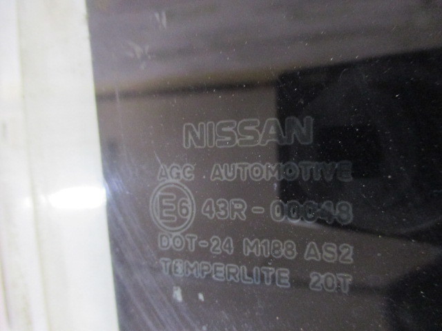 Стекло двери задней правой Nissan Qashqai J10 2006-2010 на Nissan Qashqai J10