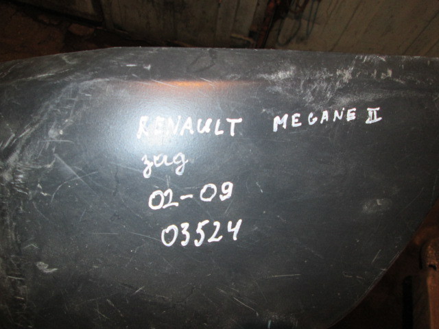 Накладка заднего бампера под номер Renault Megane 3 2008-2014 на Renault Megane 3