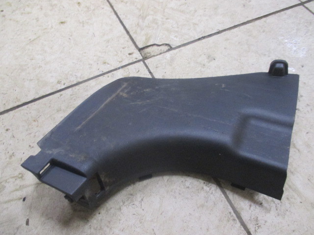 Накладка порога (внутренняя) передняя правая Hyundai ix35  2010-2015 858282Y000 на Hyundai ix35 