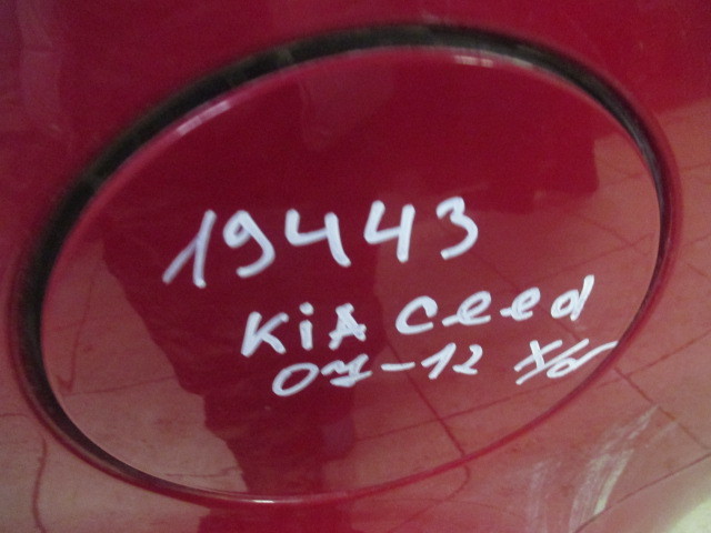Лючок бензобака Kia Ceed (ED) 2006-2012 на Kia Ceed (ED)