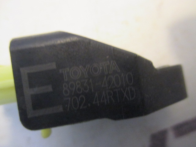 Датчик AIR BAG Toyota RAV 4 (XA30) 2005-2010 на Toyota RAV 4 (XA30)