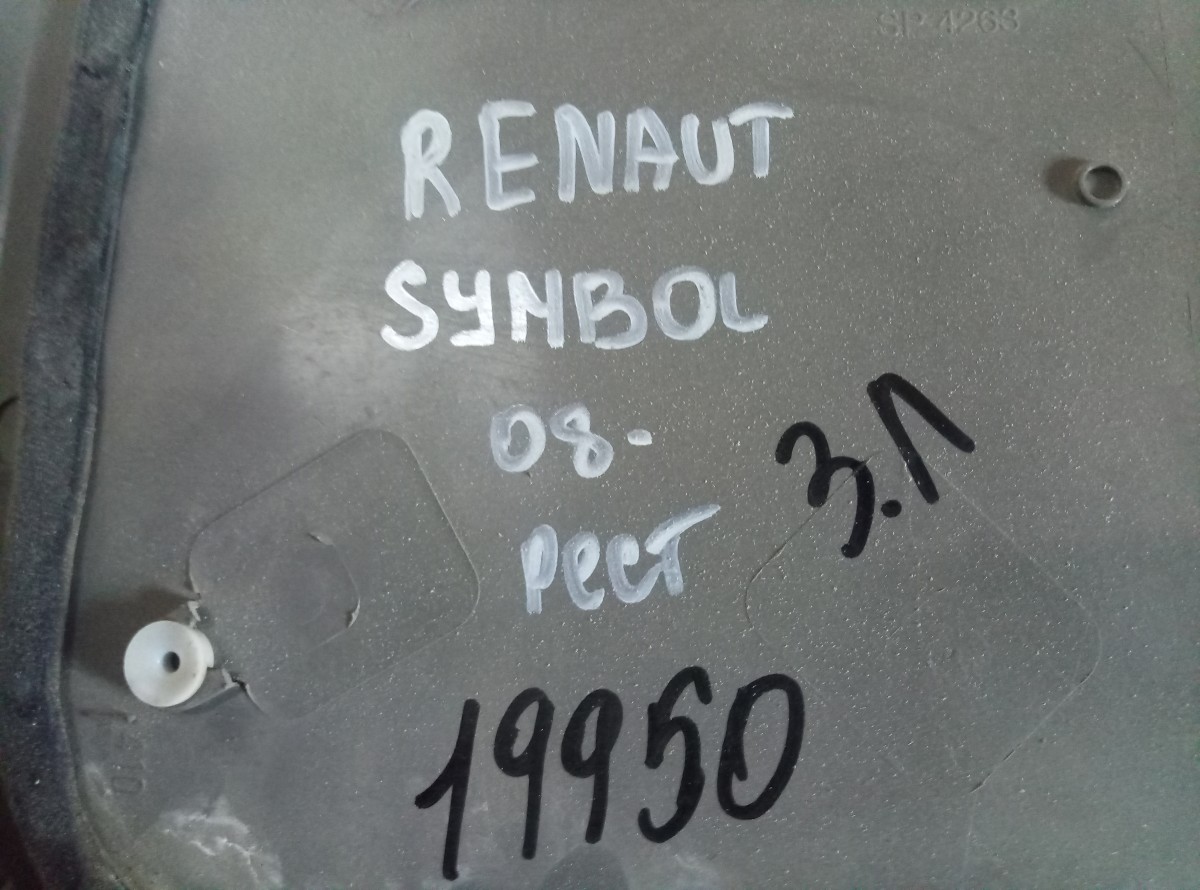 Обшивка двери задняя левая Renault Symbol 2 2008- на Renault Symbol 2