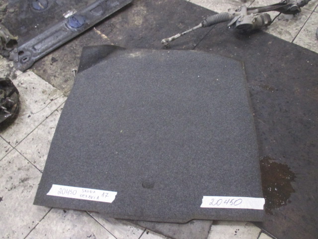 Обшивка багажника на Skoda Octavia A7
