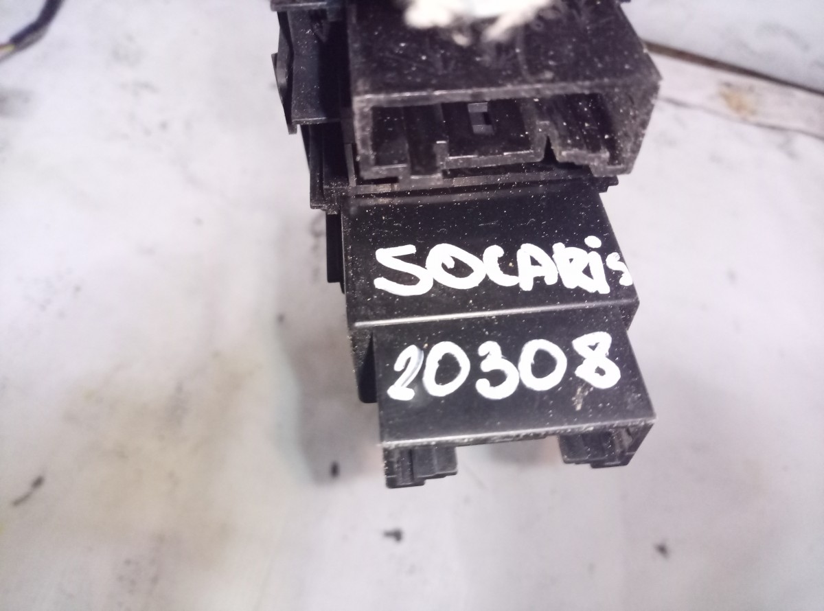 Корректор фар Hyundai Solaris 2010-2016 на Hyundai Solaris 