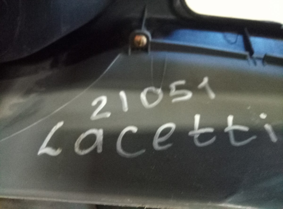Консоль центральная Chevrolet Lacetti 2003-2013 на Chevrolet Lacetti 