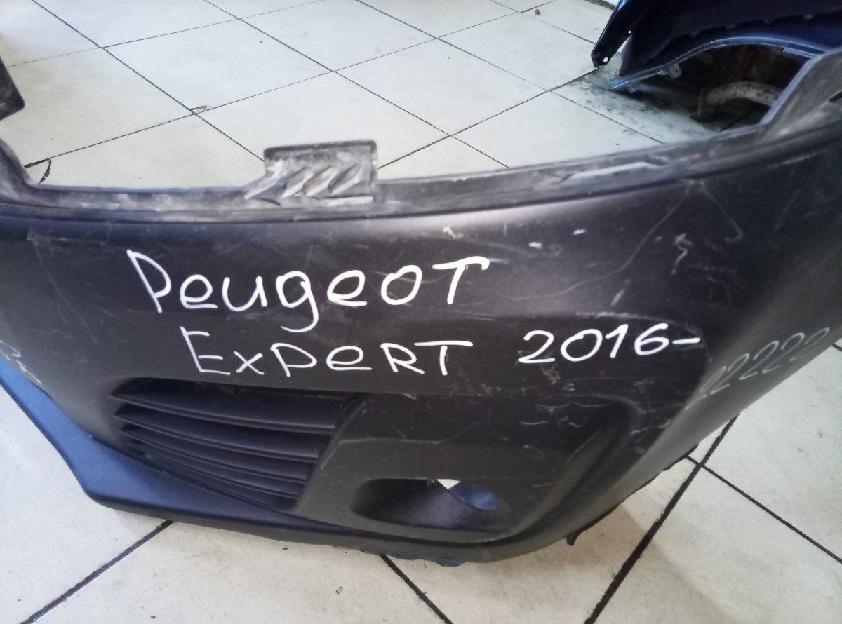 Бампер передний Peugeot Expert на Peugeot Partner 