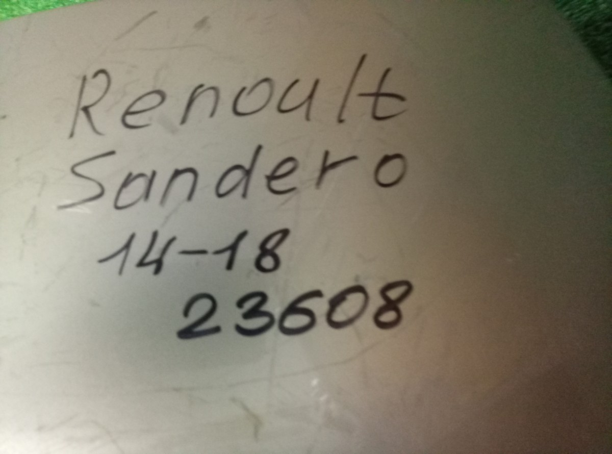 Бампер задний Renault Sandero 2014-2018 на Renault Sandero 