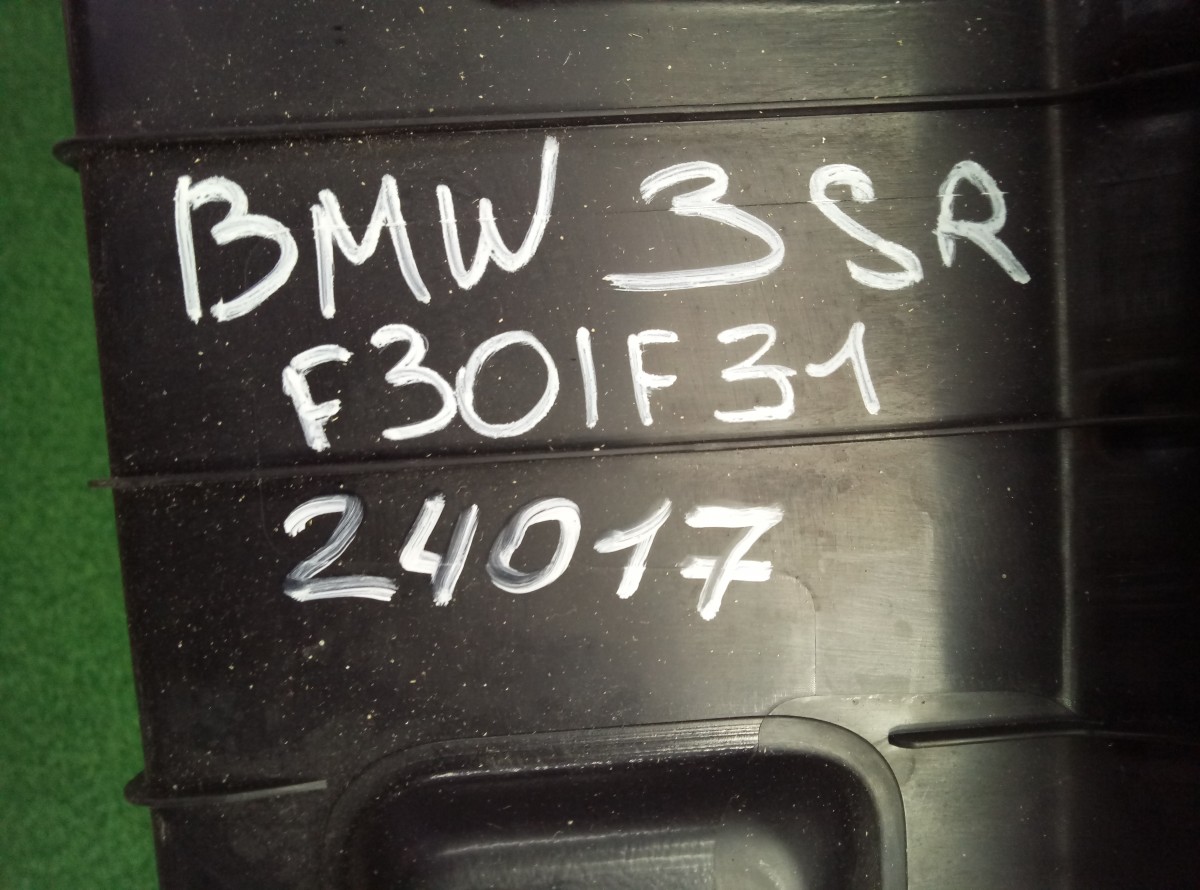 Обшивка багажника BMW F30 на BMW 3-Series (F3x)