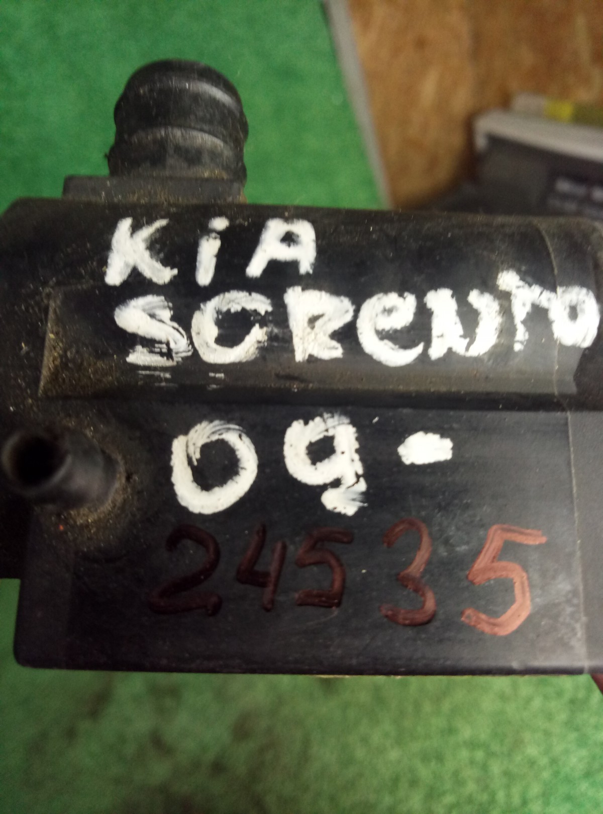 Насос омывателя KIA Sorento  на Kia Sorento (BL)