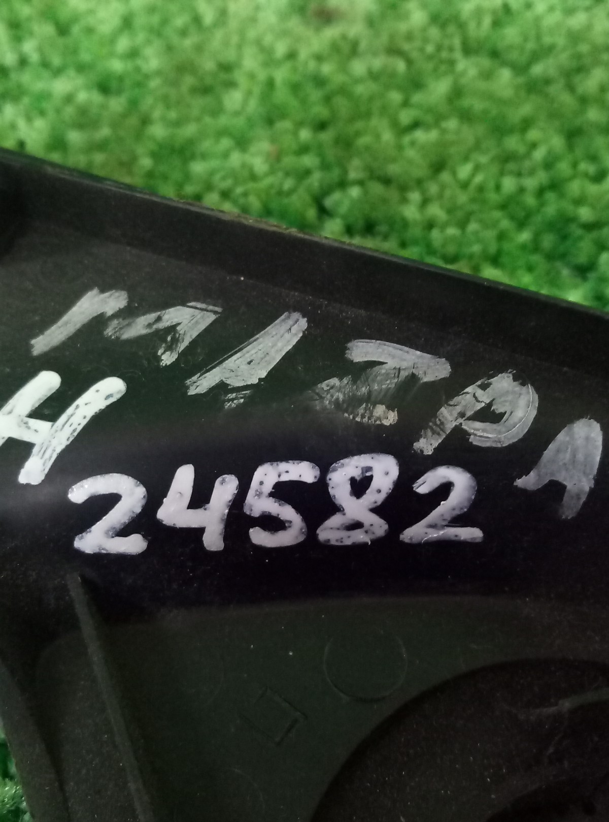 Накладка двери передней правой Mazda 6 GH на Mazda 6 (GH)