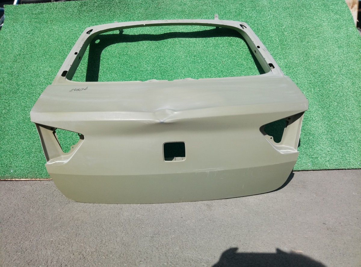 Крышка (дверь) багажника Seat Toledo 4 (2012-2019)     6JH827023 на Seat Ibiza Cupra IV (6J)