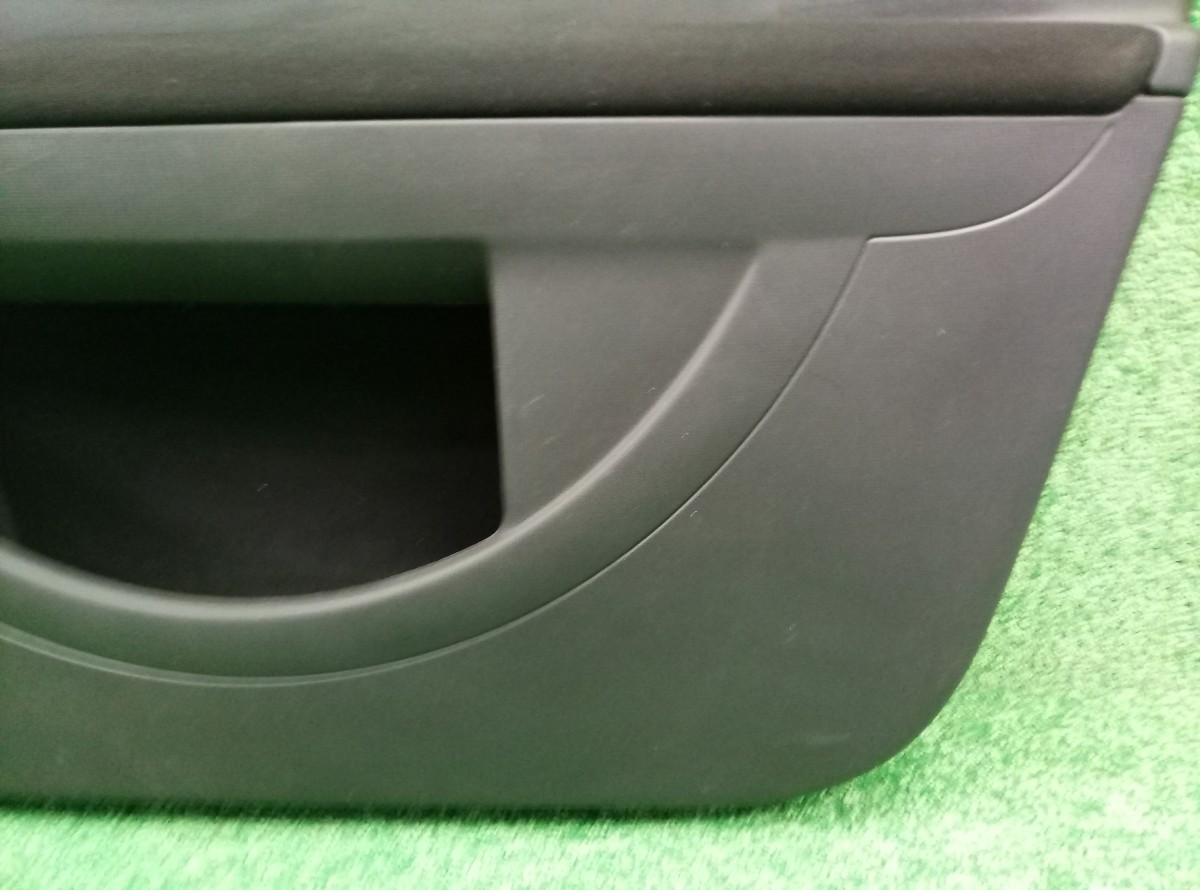 Обшивка двери передней левой Citroen C4 I 5-ти двер. 2004-2014 96468007XT на Citroen C4 I