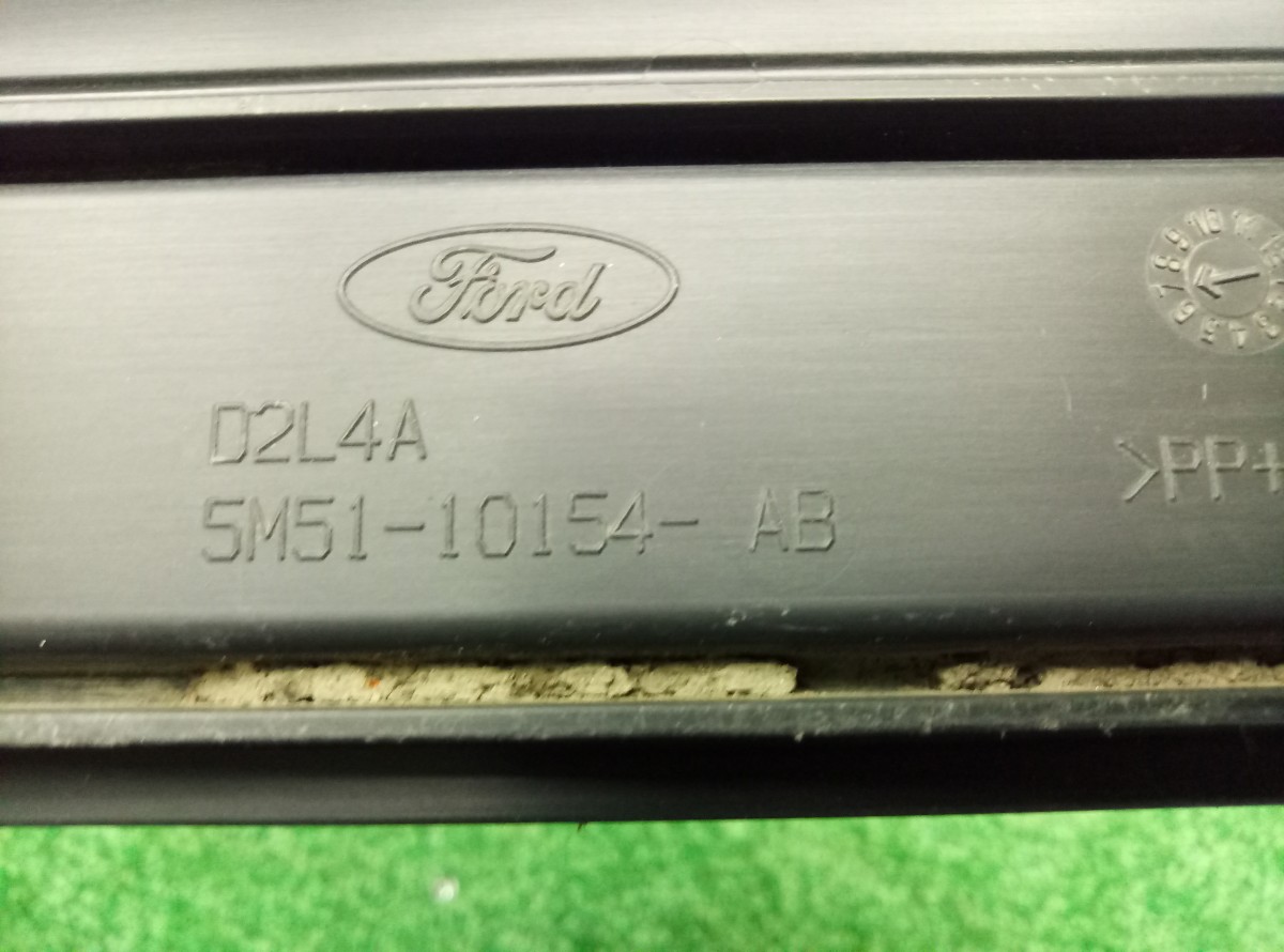 Накладка на порог (наружная) Ford Focus 2 2005-2008 5M5110154AB на Ford Focus 2