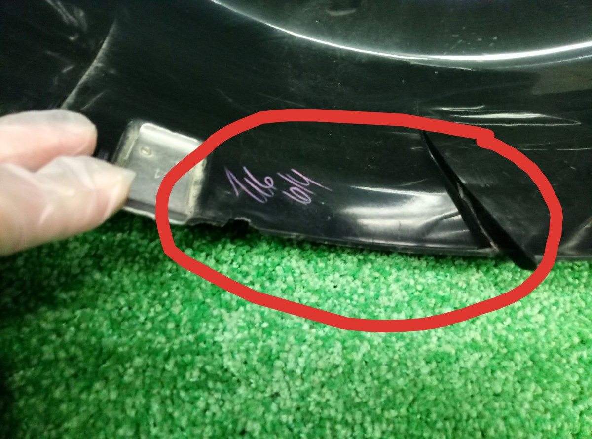 Кронштейн крепления запасного колеса Toyota RAV 4. Дефект. 6477342T41 на Toyota RAV 4 (XA30)