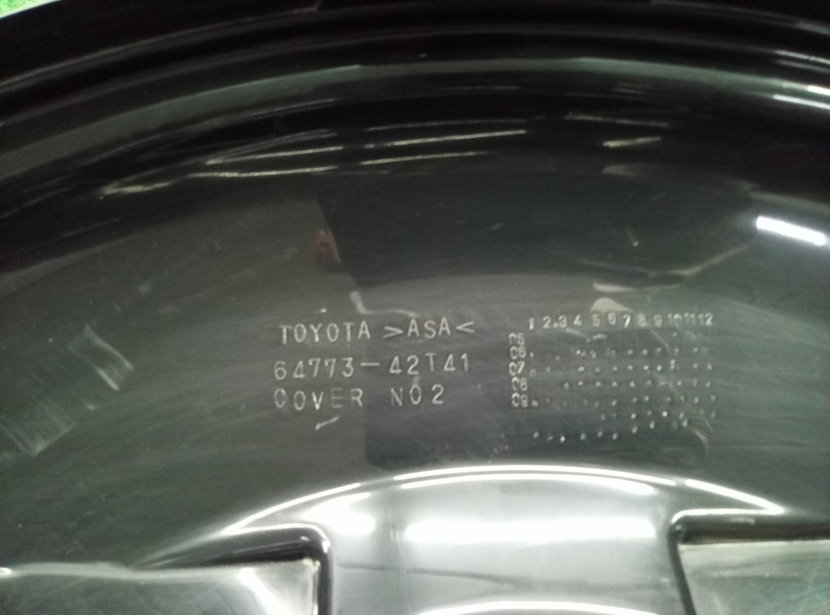 Кронштейн крепления запасного колеса Toyota RAV 4. Дефект. 6477342T41 на Toyota RAV 4 (XA30)