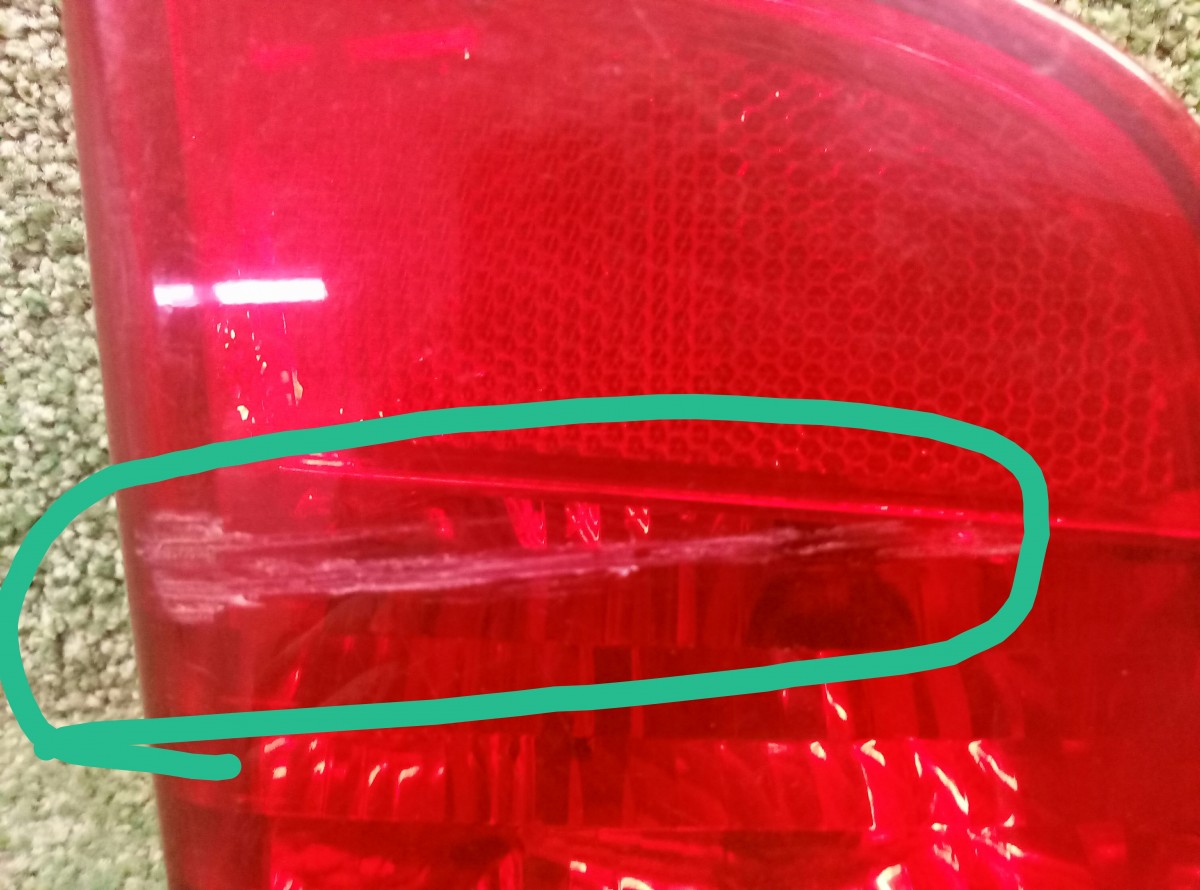 Фонарь задний в бампер левый Lexus LX  2007-2012 на Lexus LX 
