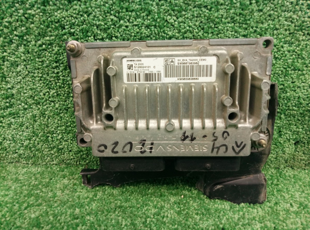 Блок управления АКПП Citroen C4 I 2004-2014   S126024101C на Citroen C4 I