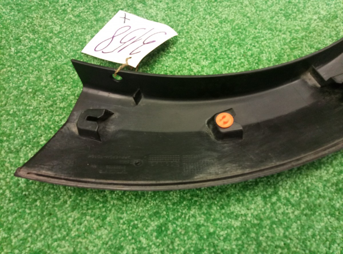 Накладка переднего крыла правого Volvo XC70  2007-2013 31283105 на Volvo XC70 