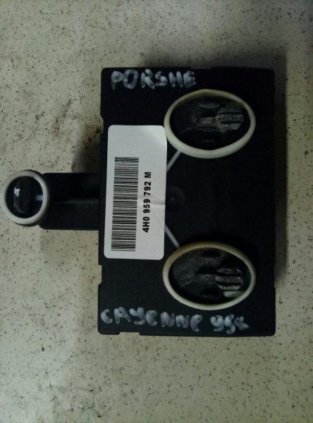 Блок электронный Porsche Cayenne 958 2010-2014 на Porsche Cayenne 958