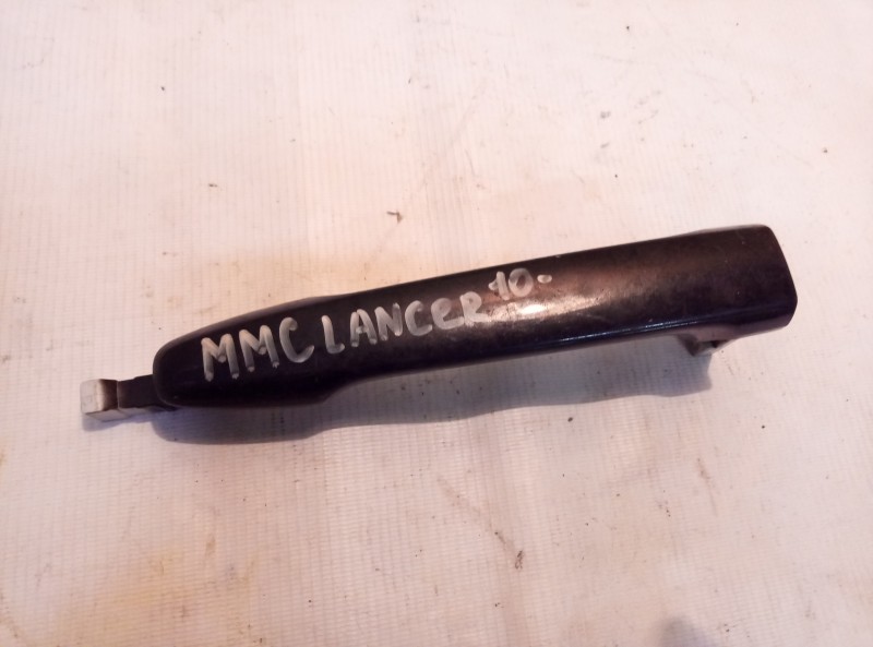 Ручка двери наружная на Mitsubishi Lancer X