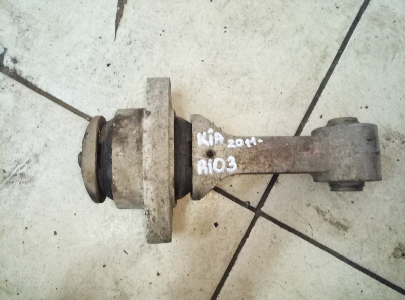Кронштейн двигателя задний Kia Rio 3 2011-2015 на Kia Rio 3