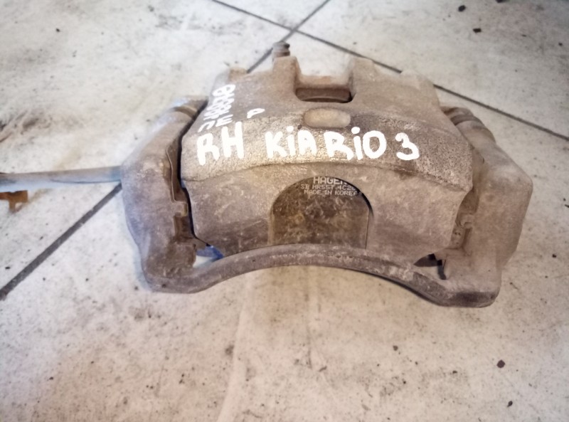 Суппорт передний правый Kia Rio 3 2011-2015 на Kia Rio 3