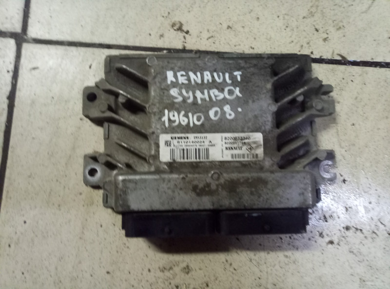 Блок управления двигателем Renault Symbol 2 2008-2012   S110140024A   8200673240 на Renault Symbol 2