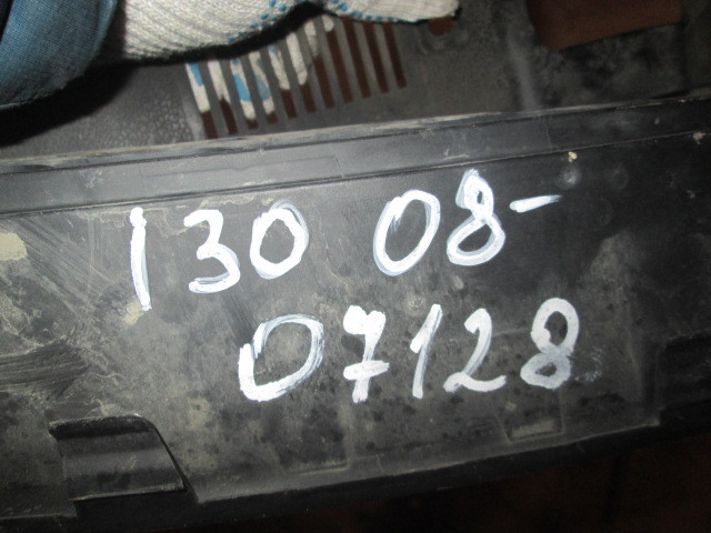 Решетка радиатора Hyundai i30  2007-2010 на Hyundai i30 