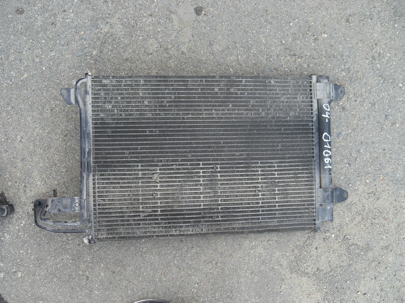 Радиатор кондиционера (конденсер) Audi A3 (8P) 2003-2005 на Audi A3 (8P)