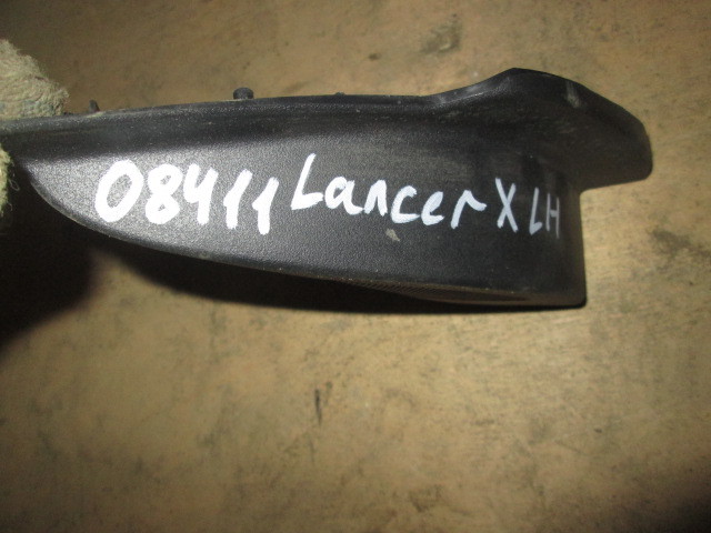 Накладка переднего крыла левого Mitsubishi Lancer X 2007-н.в. на Mitsubishi Lancer X