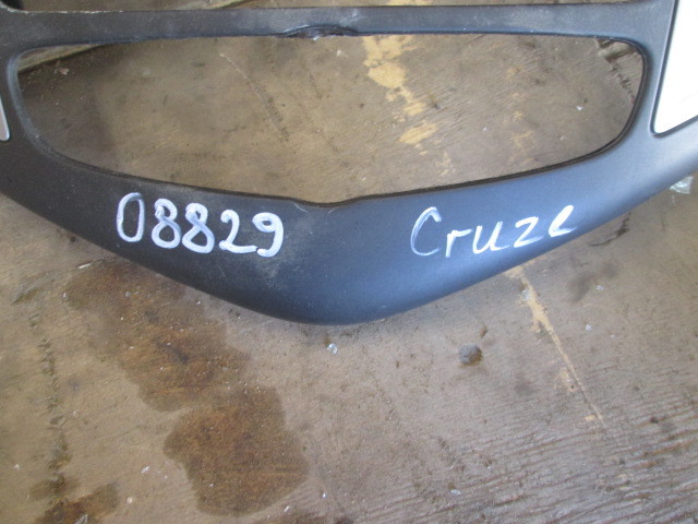 Дефлектор воздушный Chevrolet Cruze 2009-2013 95922855 на Chevrolet Cruze