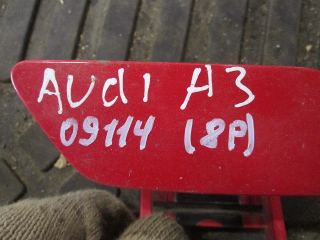 Крышка форсунки омывателя Audi A3 (8P) 2003-2005 на Audi A3 (8P)