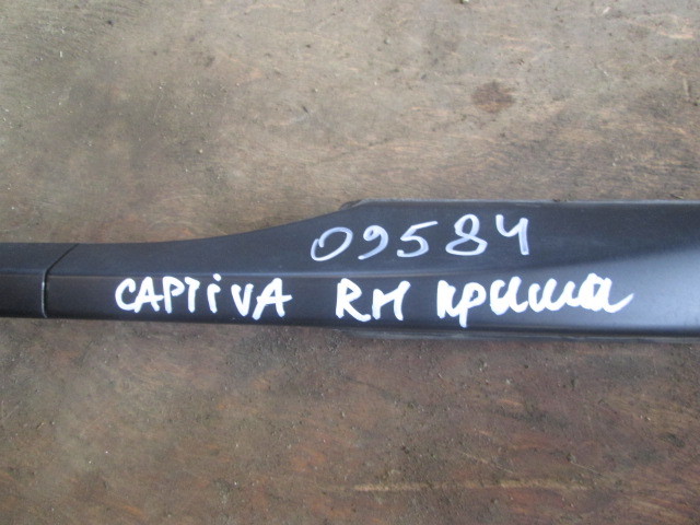 Крепеж рейлинга передний правый Chevrolet Captiva  2011-2013 на Chevrolet Captiva 