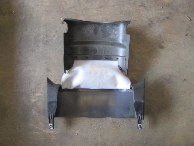 Обшивка рулевой колонки Ford Mondeo 4 2007-2010 на Ford Mondeo 4