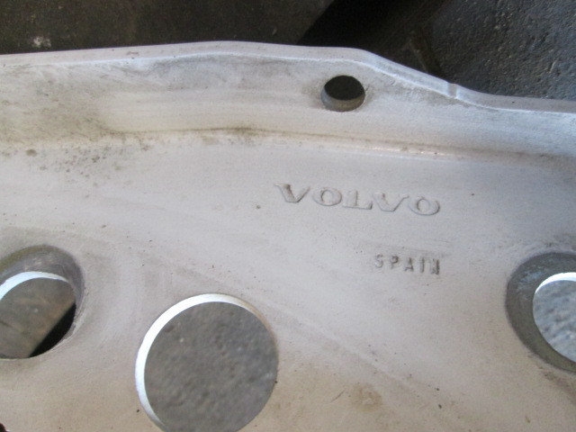 Петля капота Volvo S40  2003-2007 на Volvo S40 