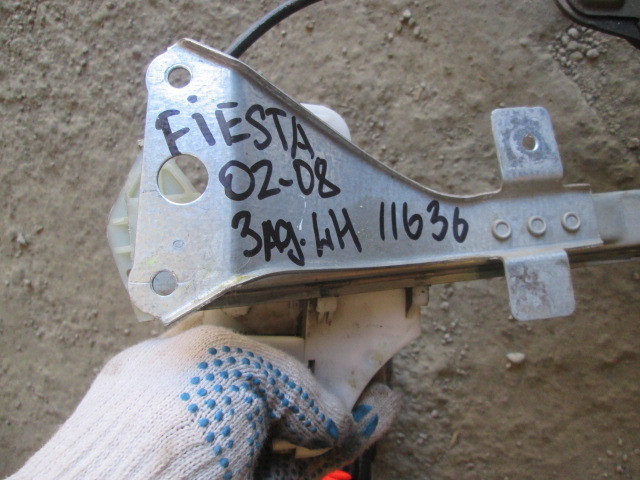 Стеклоподъемник электр. задний левый Ford Fiesta V 2001-2009 на Ford Fiesta V