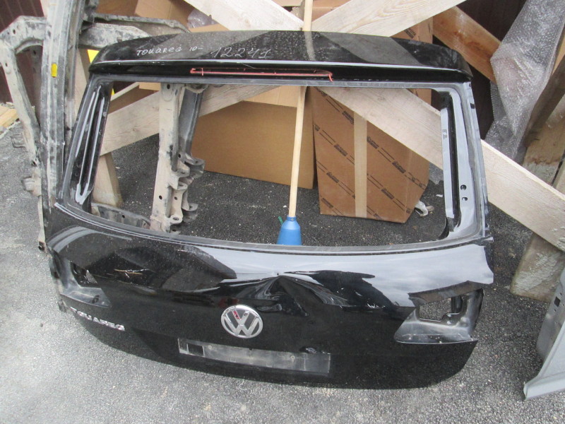 Дверь багажника Volkswagen Touareg 2 2010-2014 на Volkswagen Touareg 2