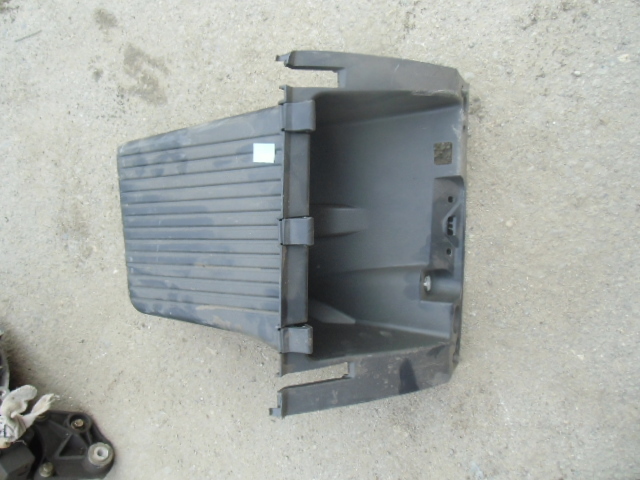 Бардачок Ford Focus 2 2005-2008 на Ford Focus 2