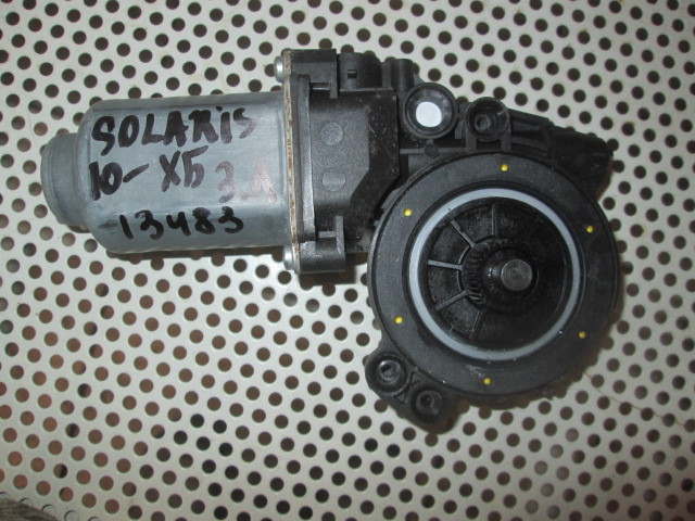 Моторчик стеклоподъемника Hyundai Solaris  2011-2016 на Hyundai Solaris 