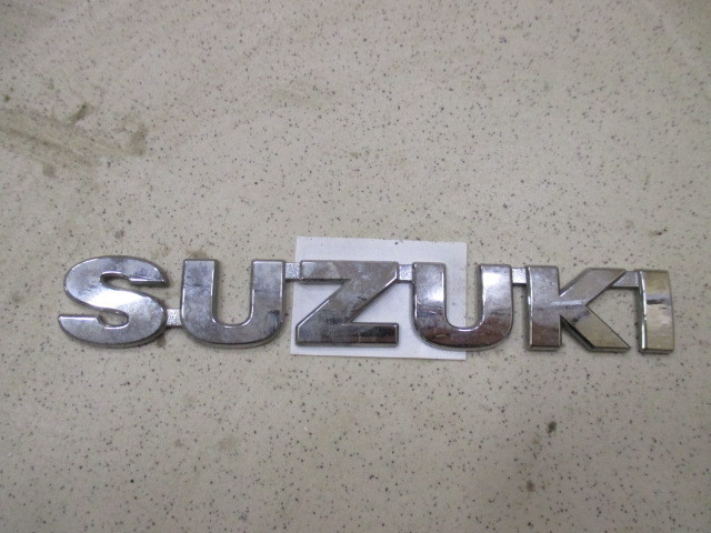 Эмблема Suzuki Grand Vitara  2005-2008 на Suzuki Grand Vitara 