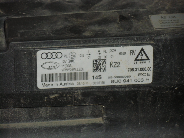 Фара левая Audi Q3  2011-2014 на Audi Q3 