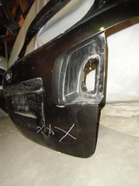 Дверь багажника Kia Sorento 2 (XM) 2009-2012 на Kia Sorento 2 (XM)
